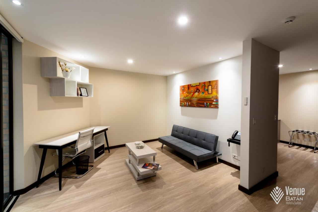 Hotel & Suites En Cuenca, Venue Batan クエンカ エクステリア 写真